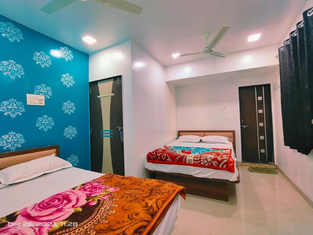Amrit Guest House プネ エクステリア 写真