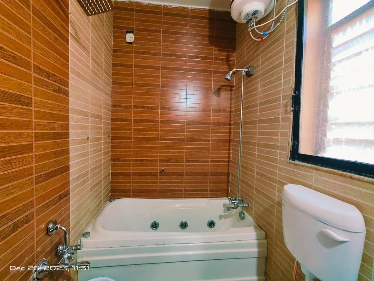 Amrit Guest House プネ エクステリア 写真
